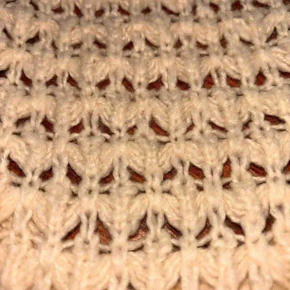Free People knitted sweater in cream. Size small women’s - Picture 7 of 7